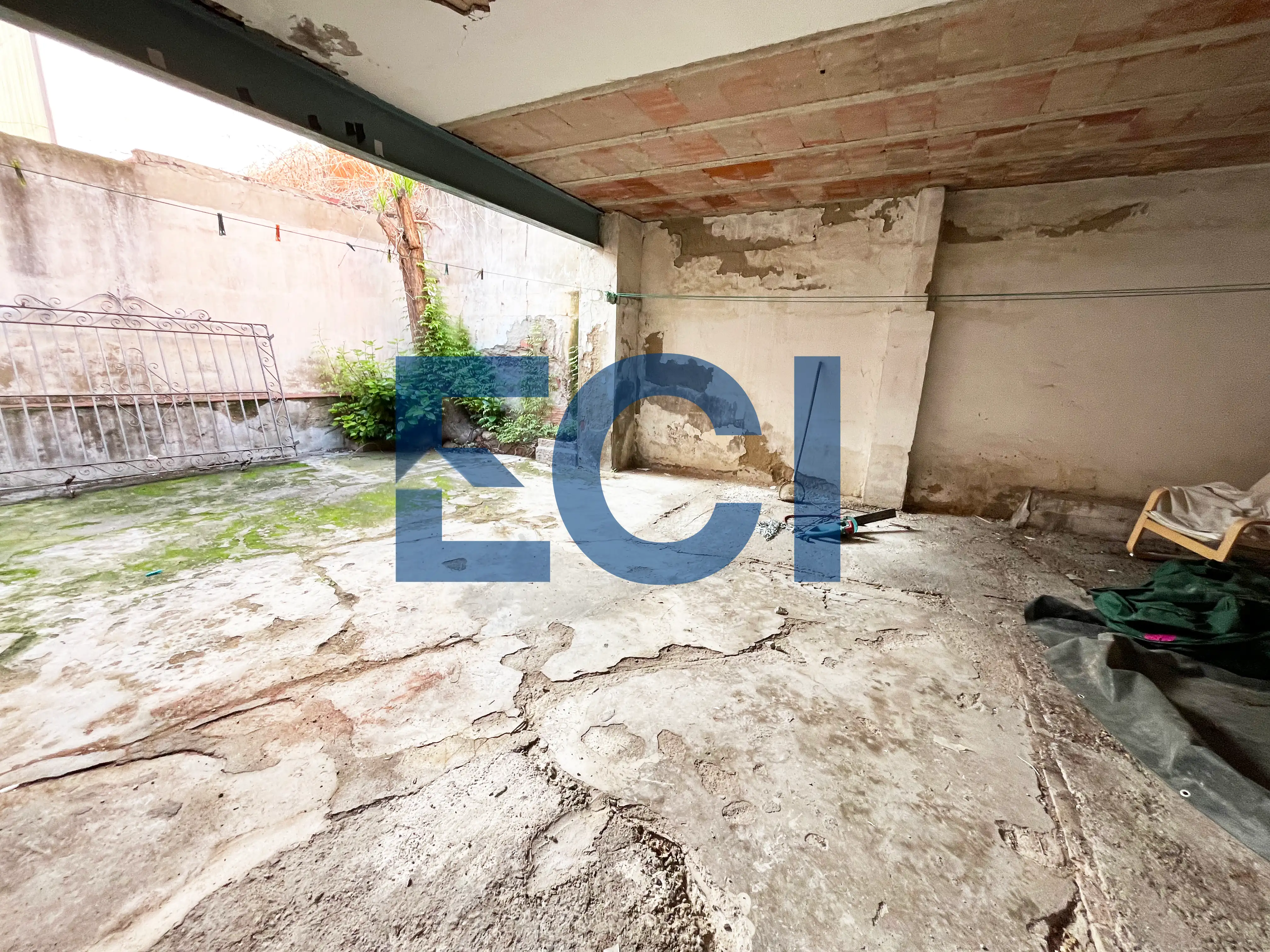 PISO EN VENTA EN CORNELLA MODERN