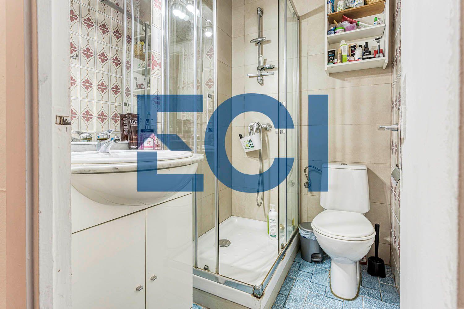 PISO EN VENTA EN LA CALLE GERDERA