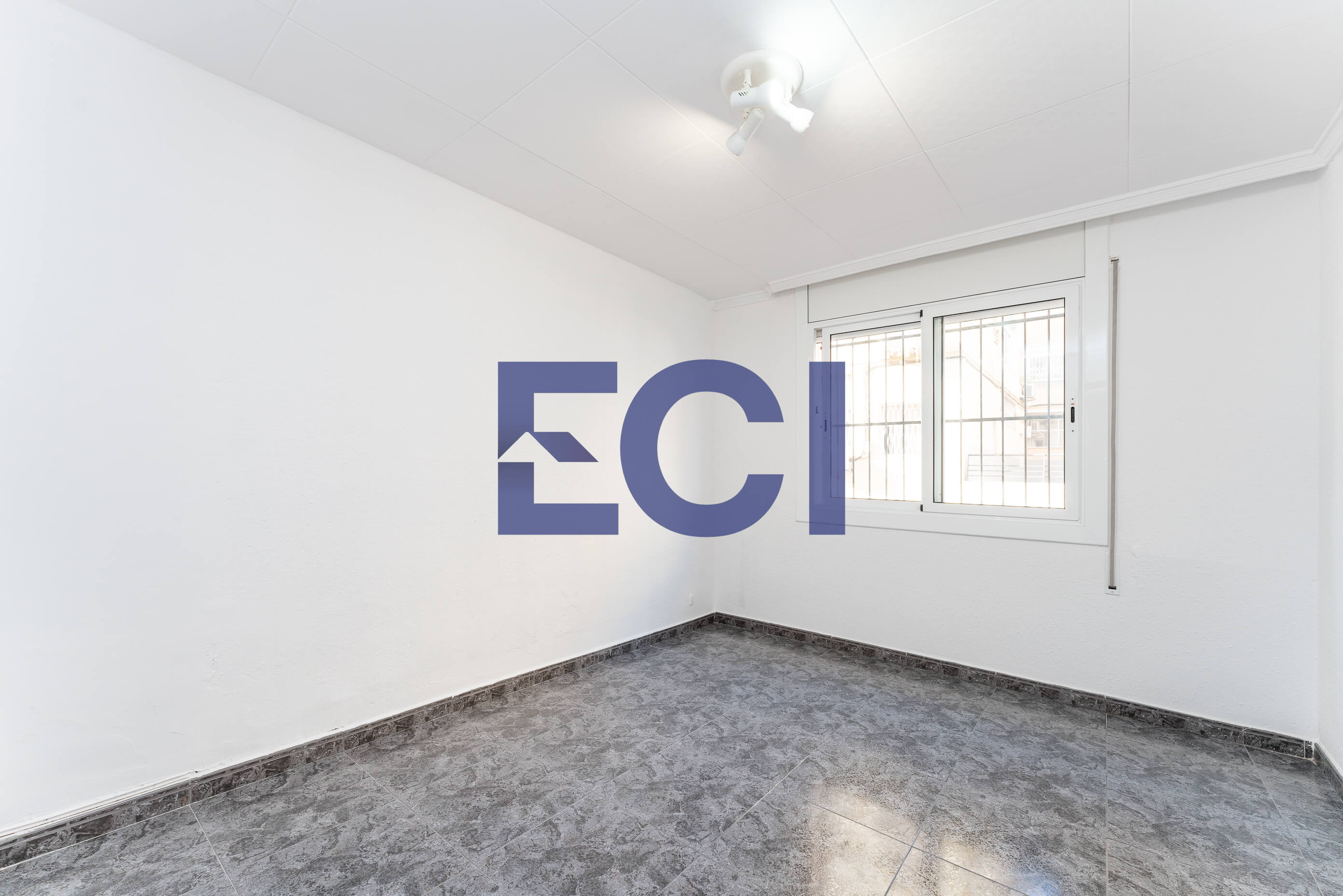PISO EN PLAZA REUS