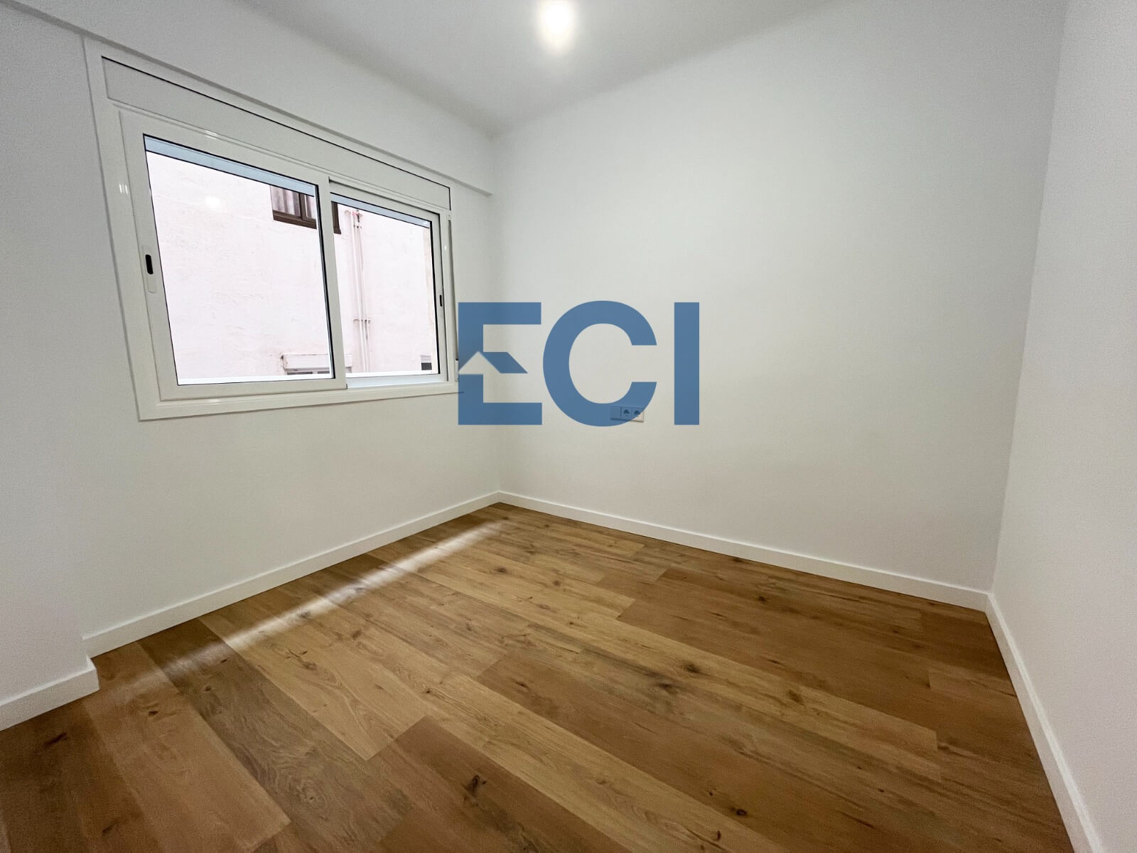 PISO EN C/ ANOIA