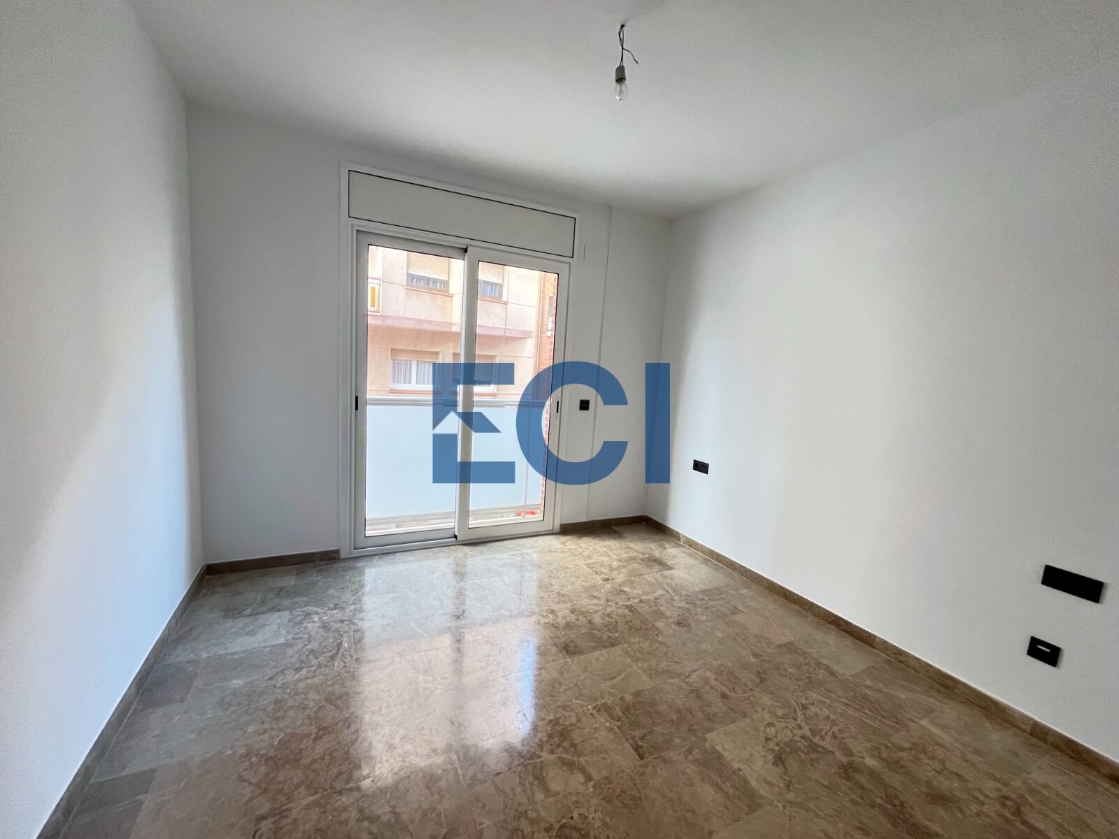 PISO EN C/ FRANCESC LAYRET