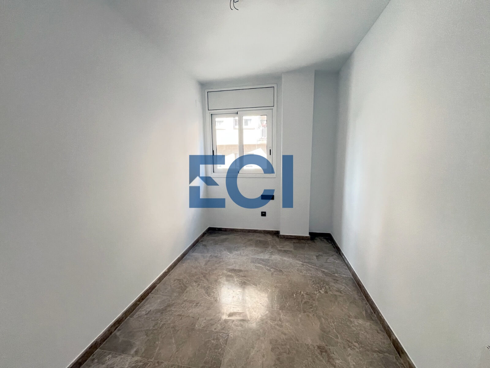 PISO EN C/ FRANCESC LAYRET